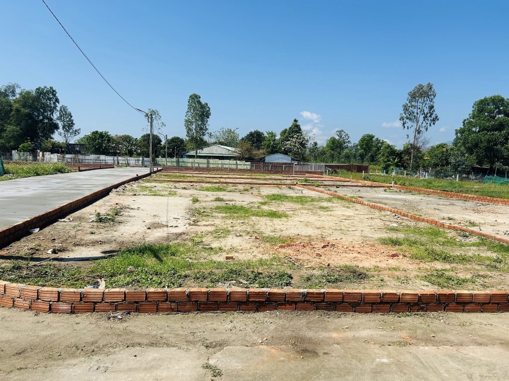 Bán đất Nam Sơn Hòa Tiến Đà Nẵng 120m2 full thổ cư, ngang 7m hiếm, giá tốt chỉ từ 1.5 tỷ