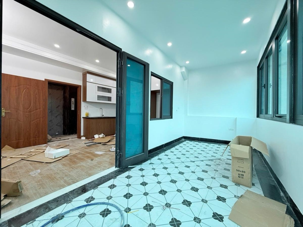 Bán nhà 6 tầng thang máy phố Văn Hương, Đống Đa, 48m², 5.8m mặt tiền, sẵn sàng dọn vào ở ngay