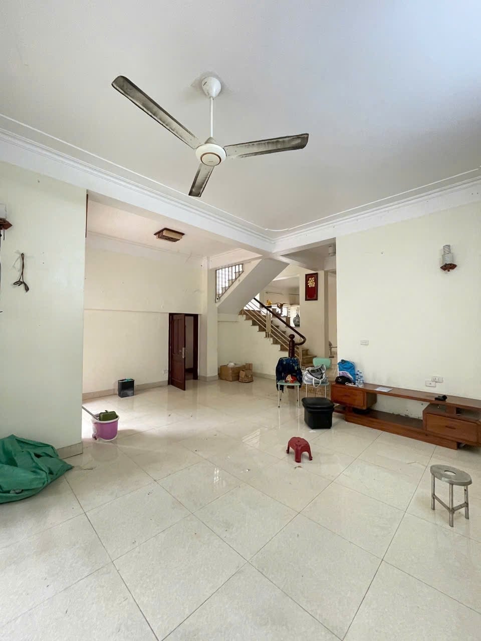 Cho thuê biệt thự Văn Phú, 200m², 5PN, full nội thất, sẵn sàng dọn vào ở ngay