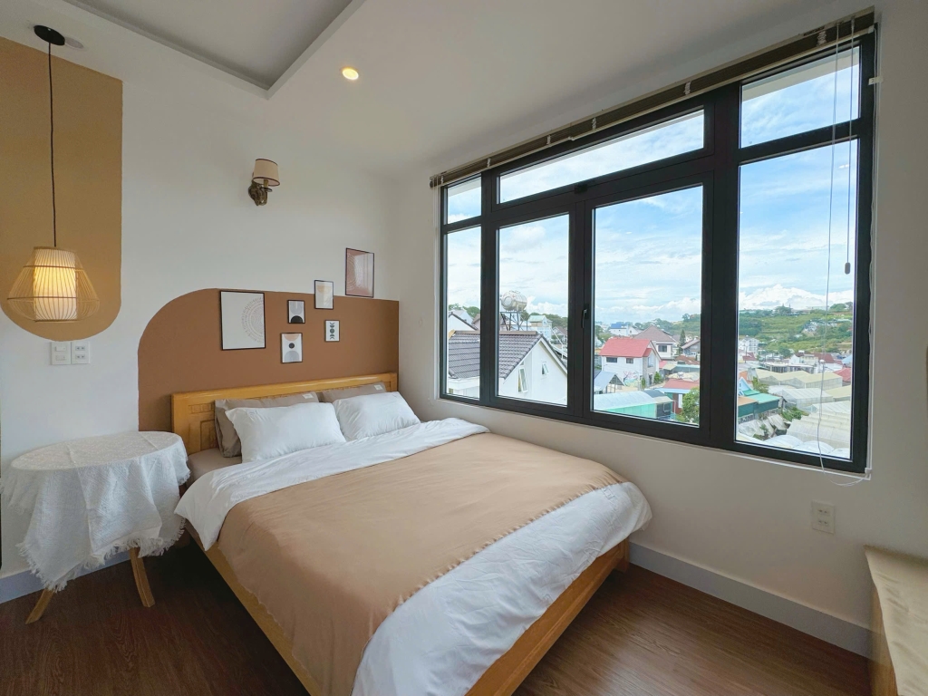 Nhà Nguyên Căn Nguyễn Đình Quân, Cam Ly, Đà Lạt - Sân Vườn, Full Nội Thất, 12 Triệu/Tháng