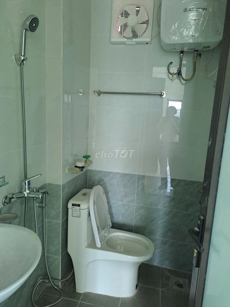 Cho thuê mặt bằng 5 tầng có thang máy tại Tây Tựu, Bắc Từ Liêm, Hà Nội - Lý tưởng làm văn phòng, trung tâm giáo dục